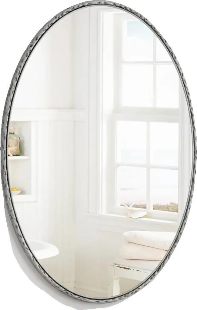 Miroir mural ovale vintage argenté pour sublimer une pièce sombre Art