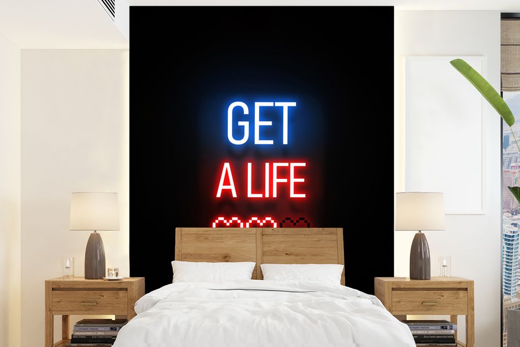 MuchoWow Fototapete für Wohnzimmer oder Schlafzimmer Wandtapete Vinyl Motivtapete Spiele - Text - Get a life - Neon - Schwarz - 190x260 cm - Pap...