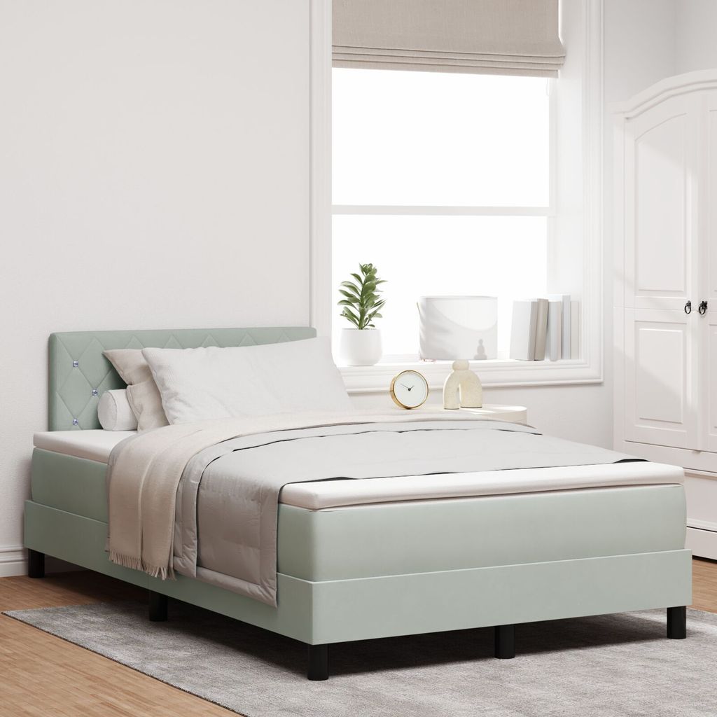 Möbel Boxspringbett mit Matratze Hellgrau 120x200 cm Samt - Klassische Betten 3339098