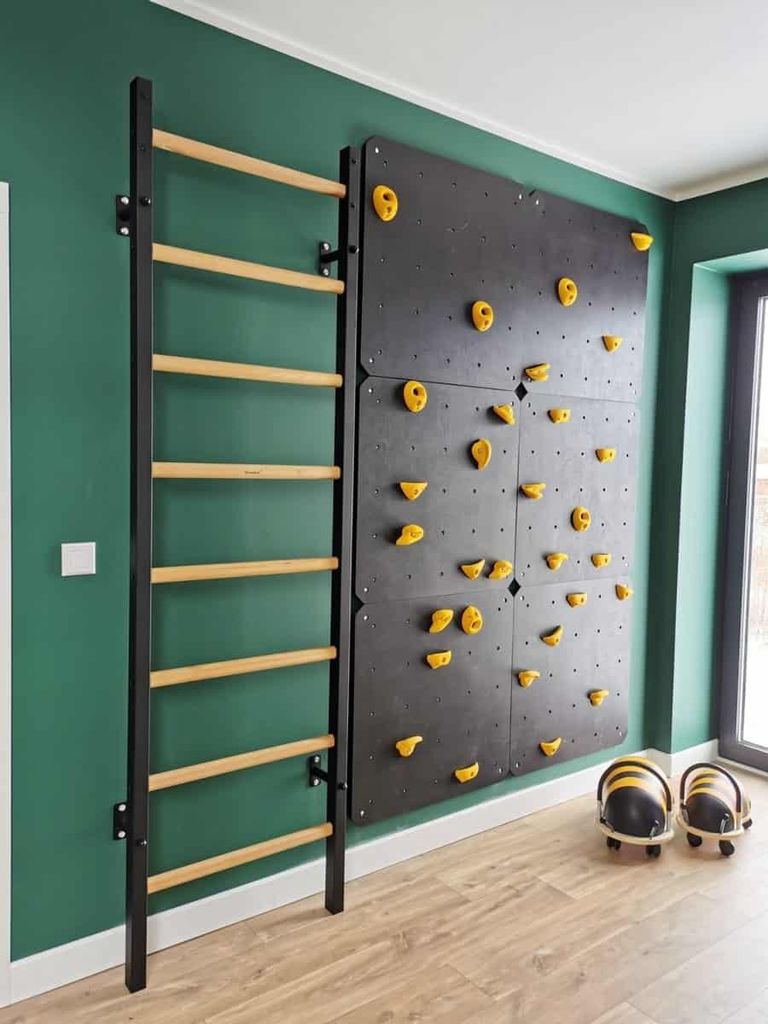 Kletterwand Indoor + Kreidetafel für Kinder mit Griffe | Klettergerüst Kinderzimmer