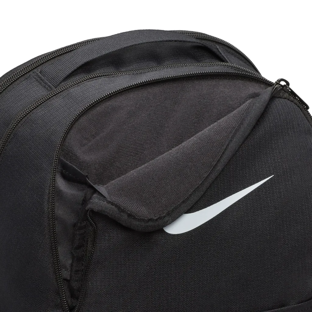Sac à dos de sport Nike Brasilia 24l avec rangement ordinateur