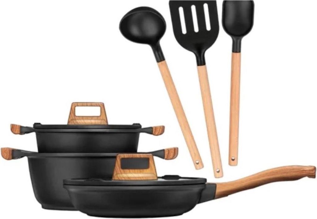 Smile MGK-23 8-teiliges Kochgeschirrset mit Zubehör.