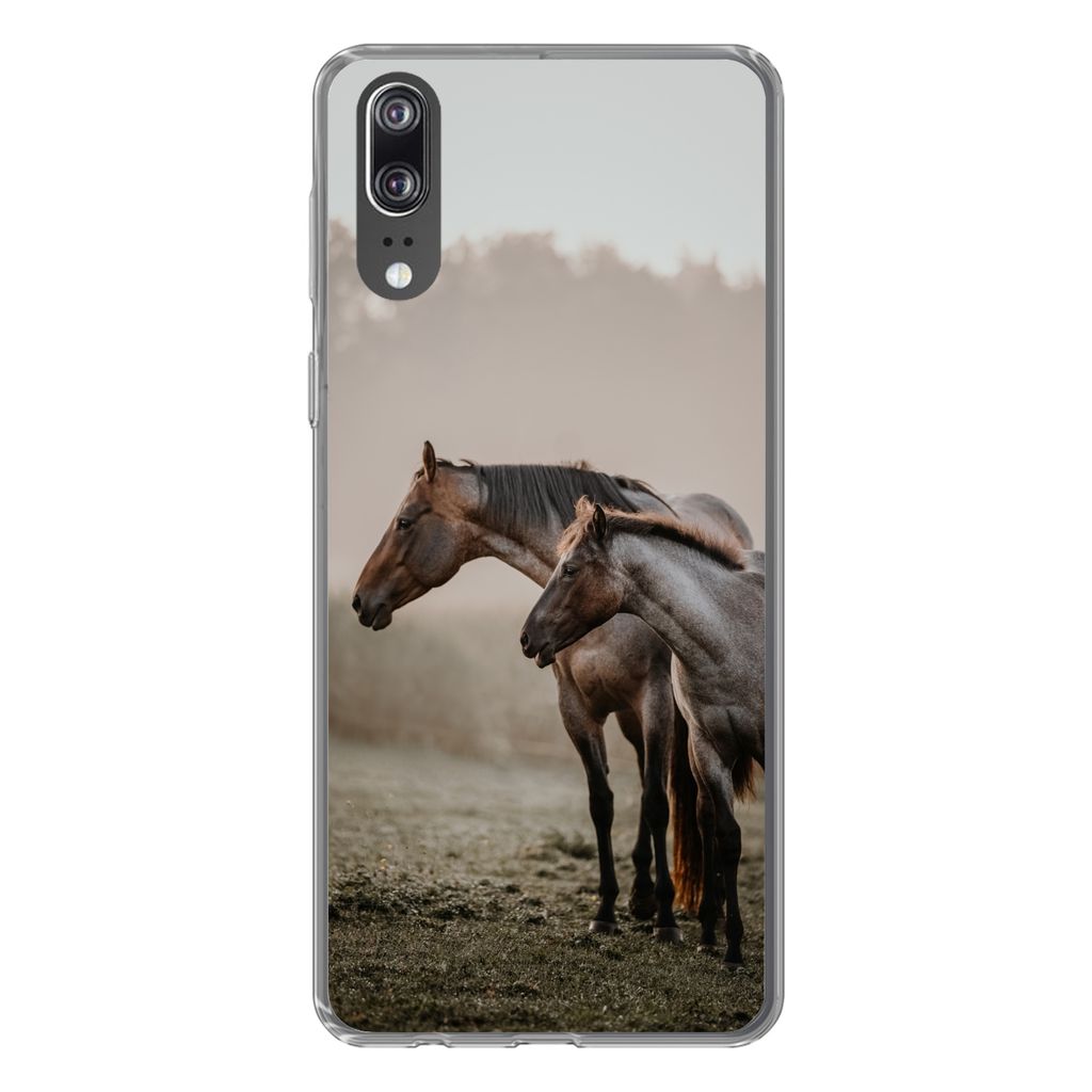 MuchoWow Handyhülle Schutzhülle Hülle für Huawei P20 Pferde - Nebel - Wiese Silikon Softcase Handy Hülle - Hardcover
