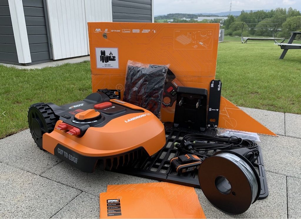 Worx WR141E, Rasenmähroboter, 500 m², 18 cm, 3 cm, 6 cm, Produktbild 