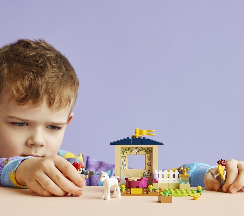 LEGO 41696 Friends Ponypflege, Pferdestall mit Pferd-Figur Produktbild 15