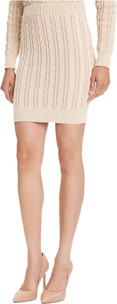 Guess Giselle – Eine vielseitige Modekollektion mit sportlichem, modernem Design für Damen