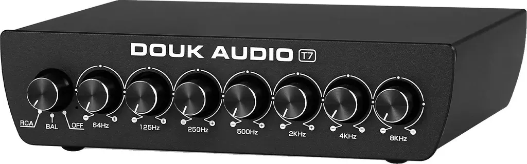 Égaliseur 7 Bandes SNR 104dB avec Sorties XLR et RCA Haute Fidélité