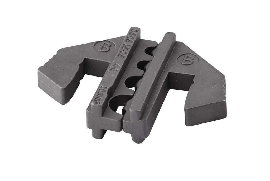 Hella 8PE 863 807-421 Inserto a Crimpare Basic - Qualità OEM per Elettrauto