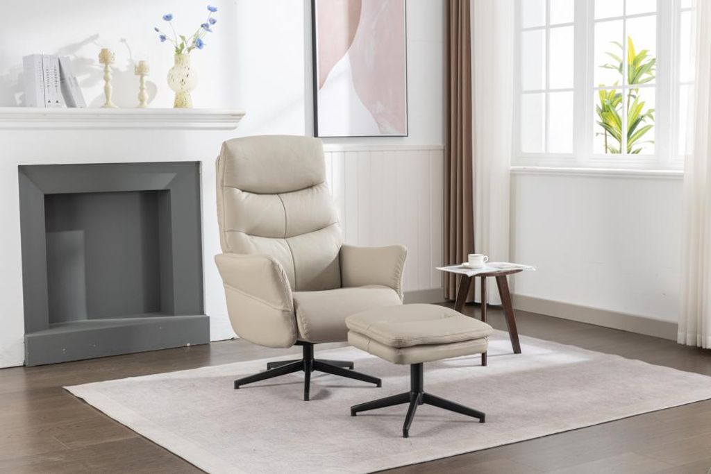 gepolsteter Relaxsessel mit Hocker - beige