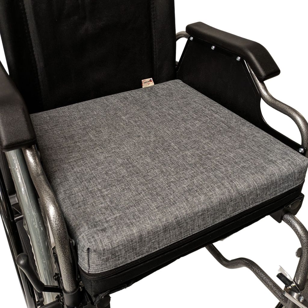 SENIORI Rollstuhlkissen Sitzkissen für Rollstuhl Sitzerhöhungv 42 x 42 x 8 cm Antidekubitus Kissen mit doppelter Schaumstoffschicht (3K. Grau)