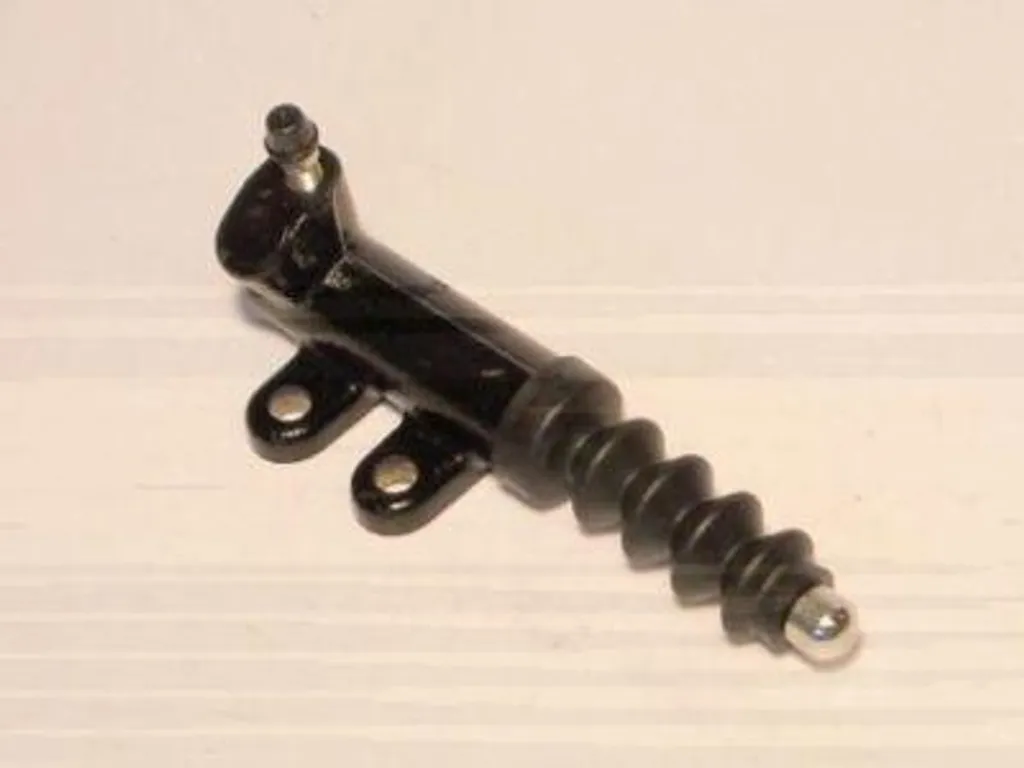 Cylindre maître d'embrayage AISIN RZ-032 en aluminium OE BTAB41920B