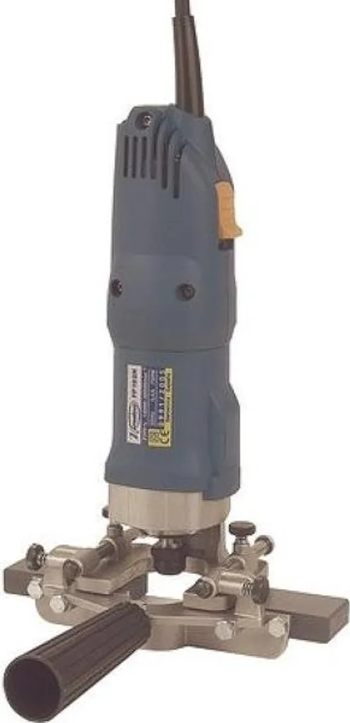Paumelleuse VIRUTEX FP192VB idéale pour installation de portes bois