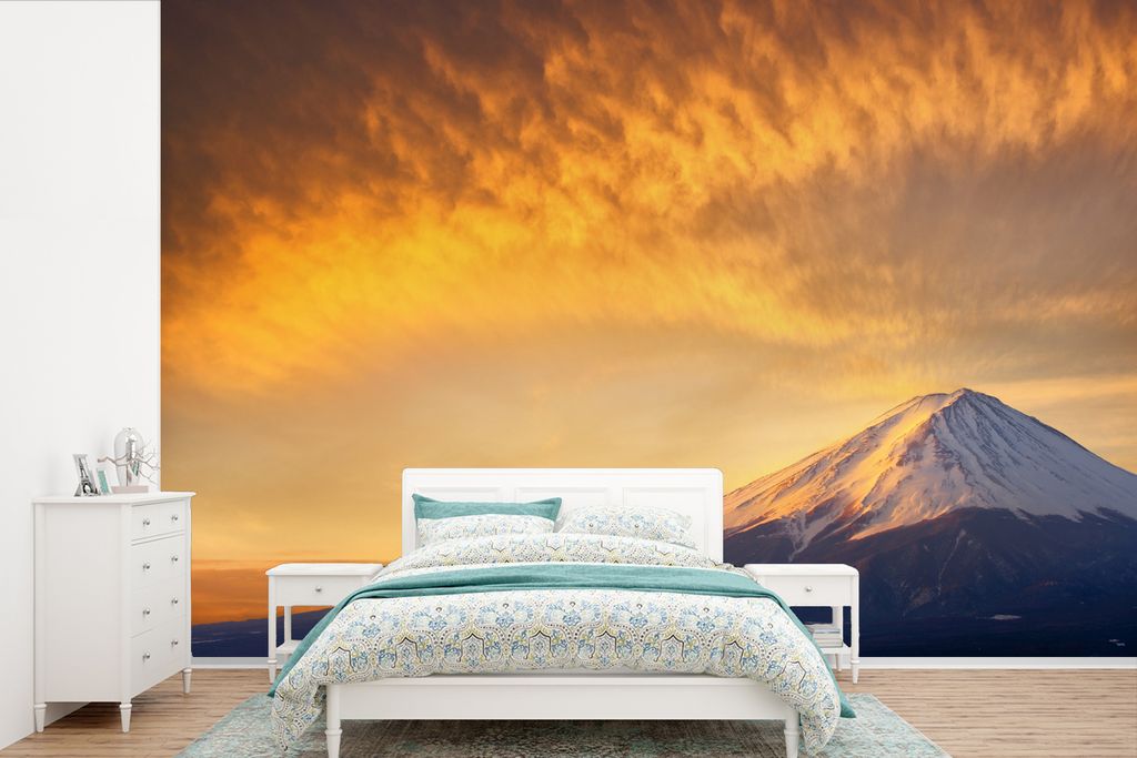 MuchoWow Fototapete für Wohnzimmer oder Schlafzimmer Wandtapete Vinyl Motivtapete Sonnenaufgang am Berg Fuji in Japan - 600x400 cm - Vinyltapeten