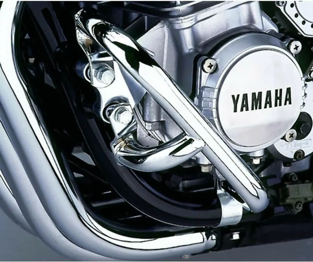 Protection moteur XJR 1300 idéale pour voyage et road-trip moto