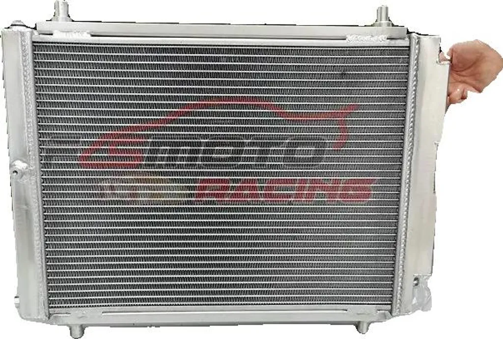 Éviter la Surchauffe Lancia Delta : Radiateur Aluminium Haute Efficacité
