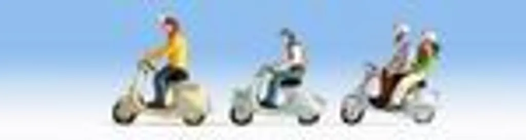 Conducteur de scooter Noch 15910 peint à la main pour décor H0 1/87