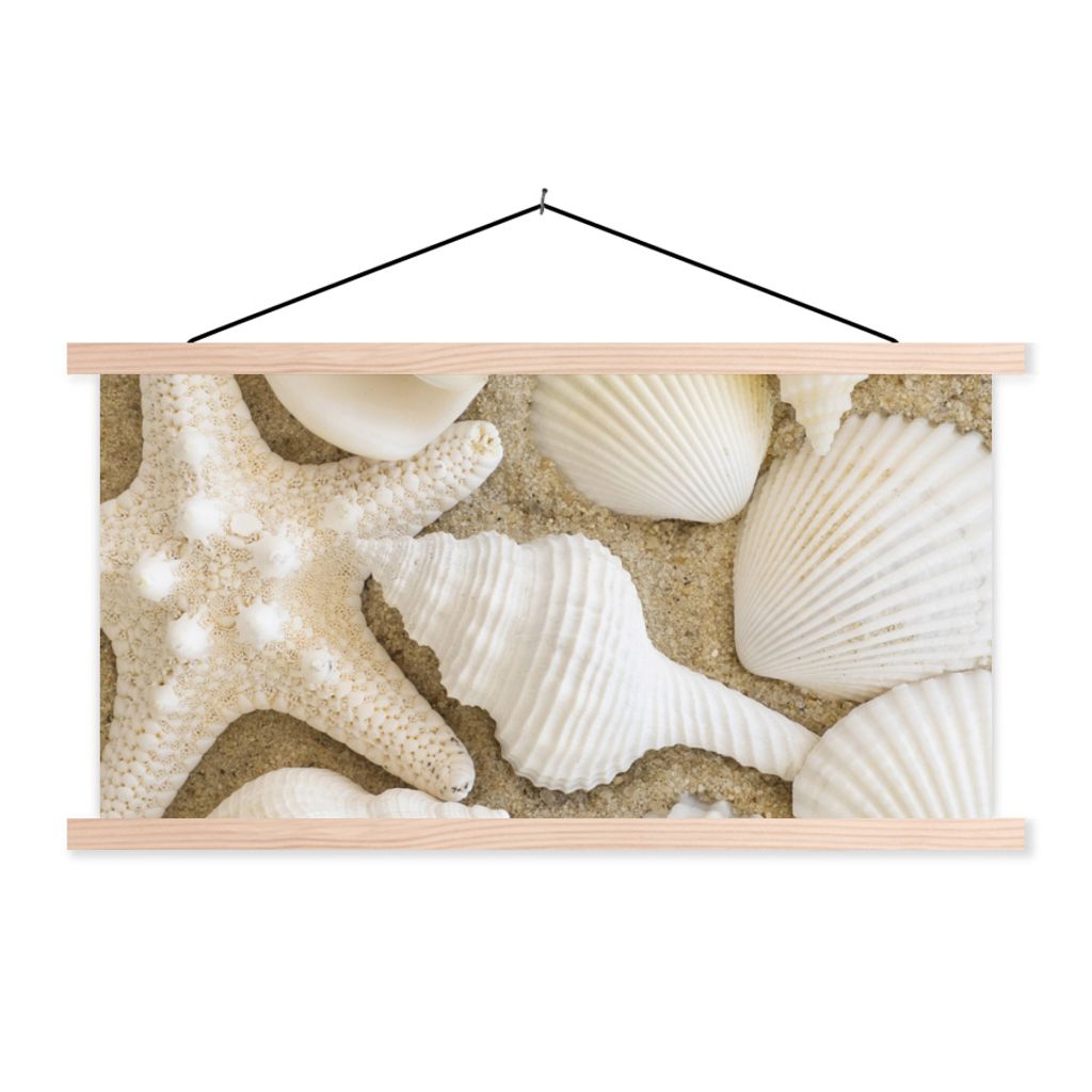 MuchoWow Textilposter Muschel - Strand - Weiß 60x30 cm mit holzfarbenen Rahmen - Dekoration