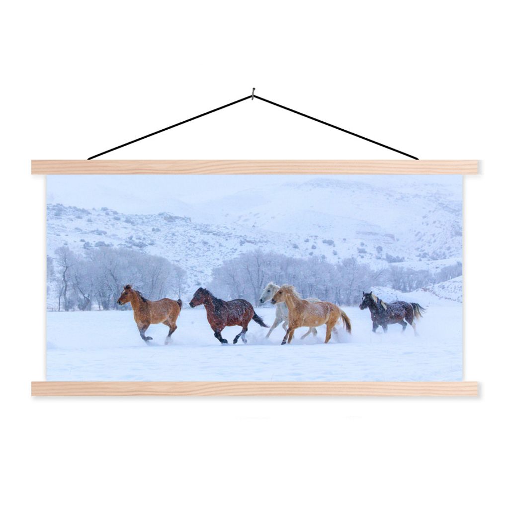 MuchoWow Textilposter Pferde - Schnee - Winter 120x60 cm mit holzfarbenen Rahmen - Klemmleiste