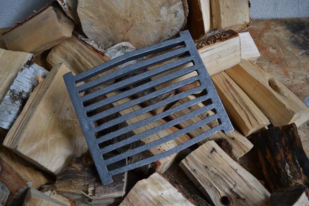 SEZAM - Rošt na kachle 23,5 x 19,5 cm liatinový liatinový Obrázok produktu 