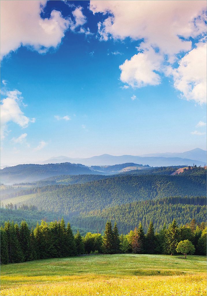Wallario selbstklebendes Poster - Berglandschaft im Gebirge unter blauem Himmel, Größe: 70 x 100 cm