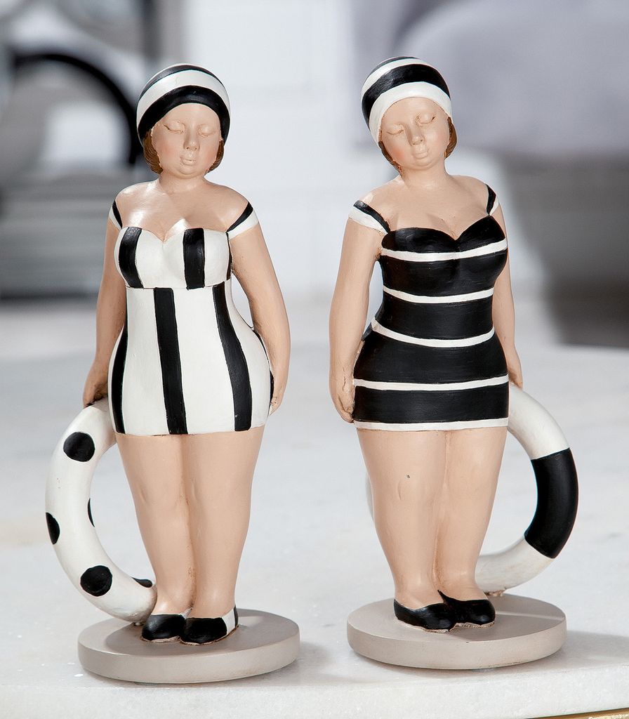4dílná polyfigurka "Becky" černá/bílá s prstenem, stojící Obrázek produktu 