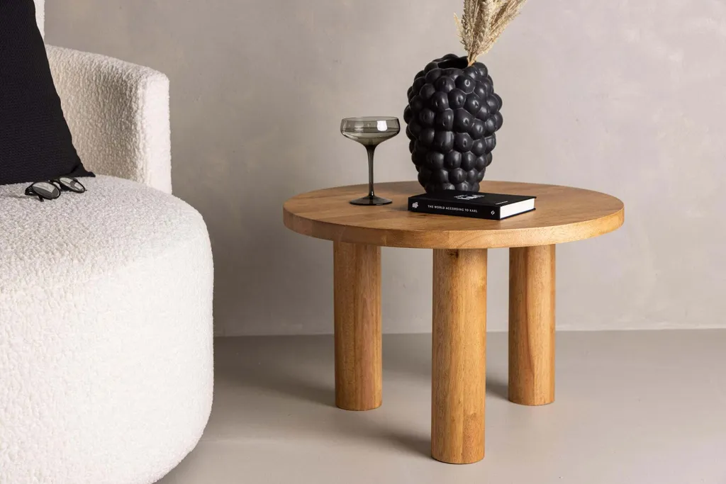 Table basse compacte beige 60cm pour optimiser les petits salons - 3