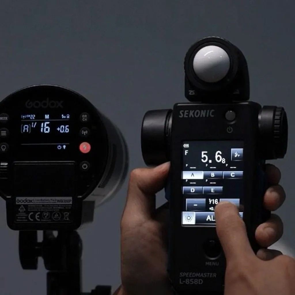 Offerta Godox Xpro II-S Sony: Trasmettitore Flash con Bluetooth - 6