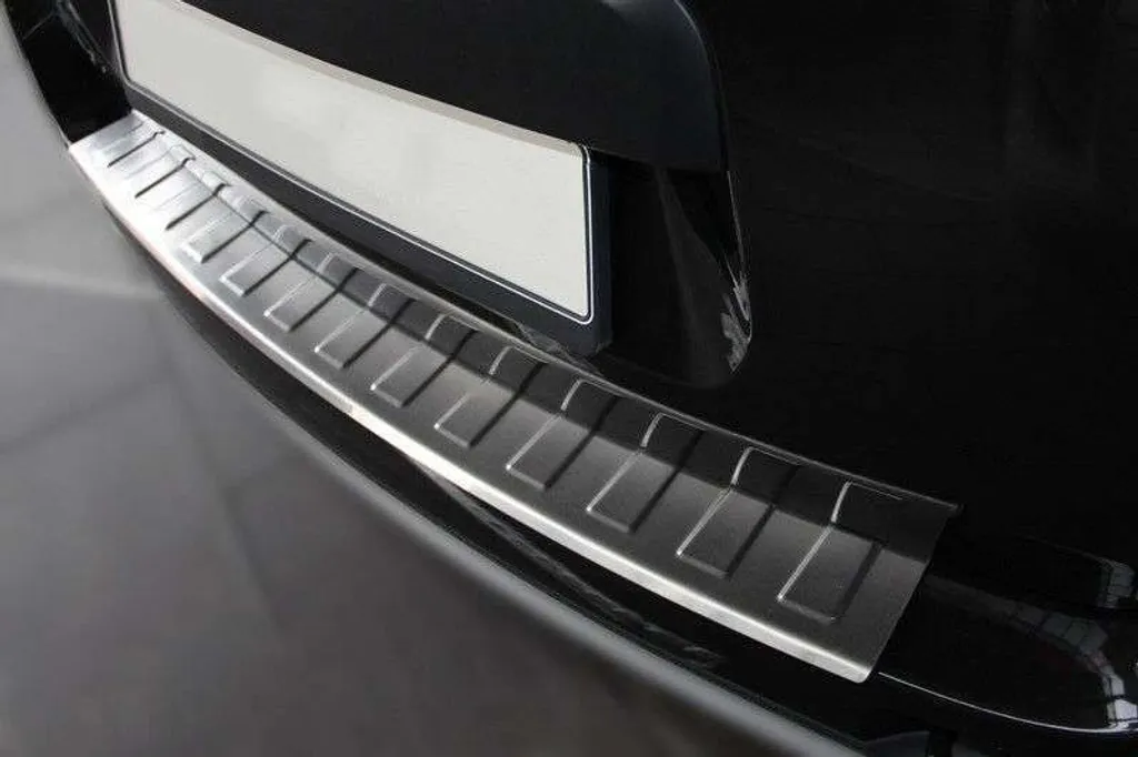 Dacia Duster I Protezione Soglia Bagagliaio Acciaio Inox Opaco