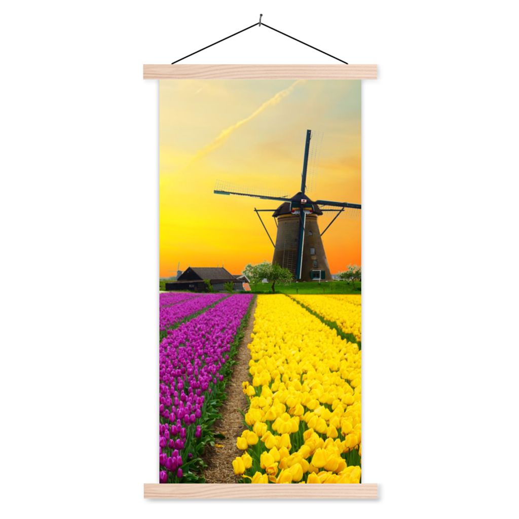 MuchoWow Textilposter Windmühle - Tulpen - Blumen - Frühling 60x120 cm mit holzfarbenen Rahmen - Holz