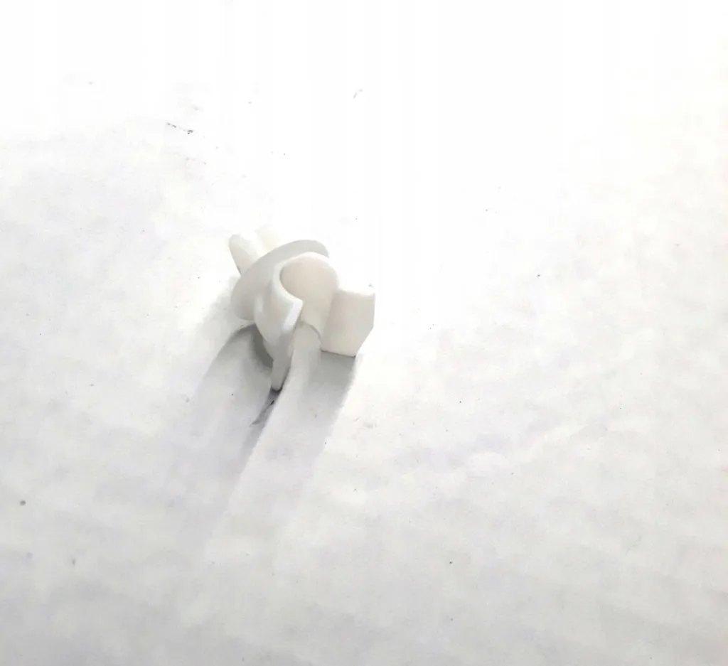 Clip Supporto Tappezzeria Volvo 8650529 per Modelli C30 V60 V70 V90
