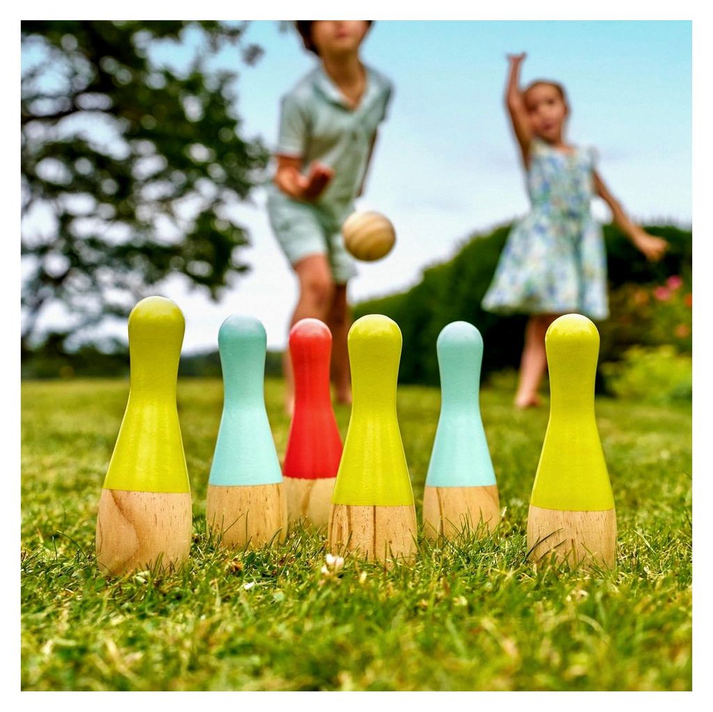 Holz-Kegelspiel für den Außenbereich –es Garten-Spiel für Kinder ab 3 Jahren, für 2+ Spieler, klassisches Kegelspiel für drinnen oder draußen