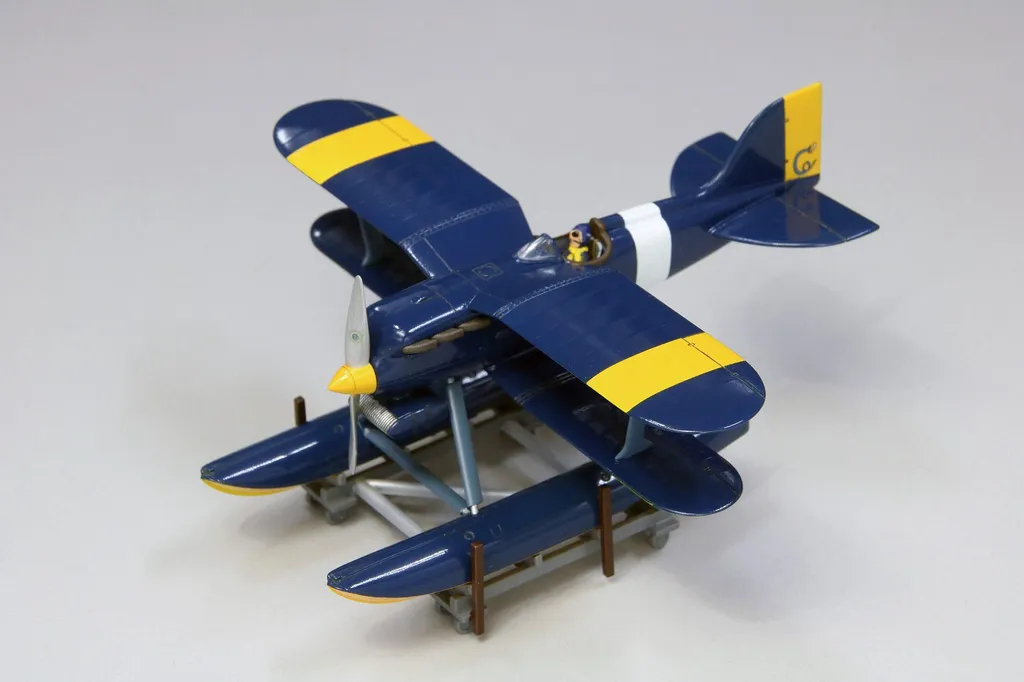 Kit Hydravion à Monter Curtiss R3C-0 Porco Rosso Échelle 1/72 Japon