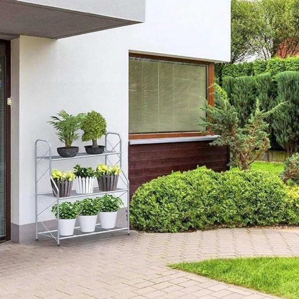 Rangement plantes vertical pour balcon : fini l'encombrement au sol