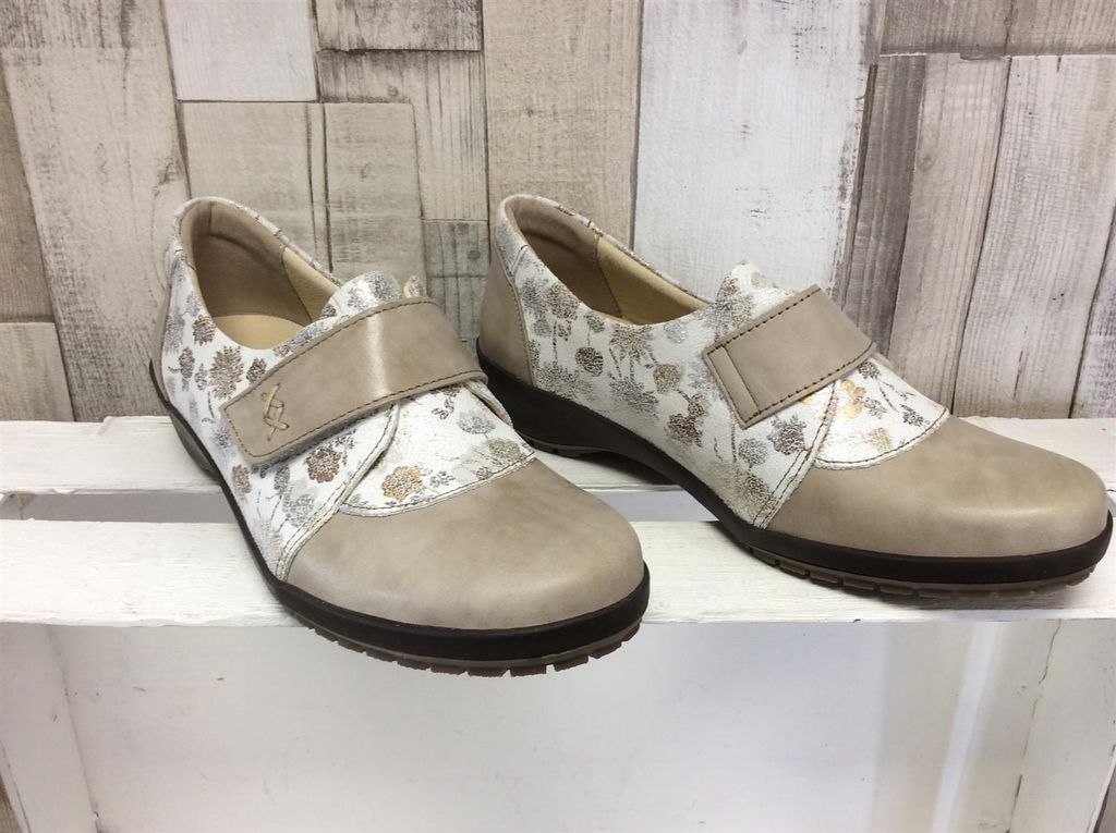 Suave Damen Kletthalbschuh beige mit durchzogenem Blumenmuster 39