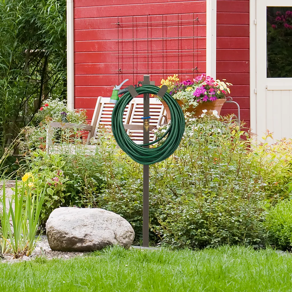 Point d'eau Relaxdays décoratif avec robinet et support tuyau robuste - 5