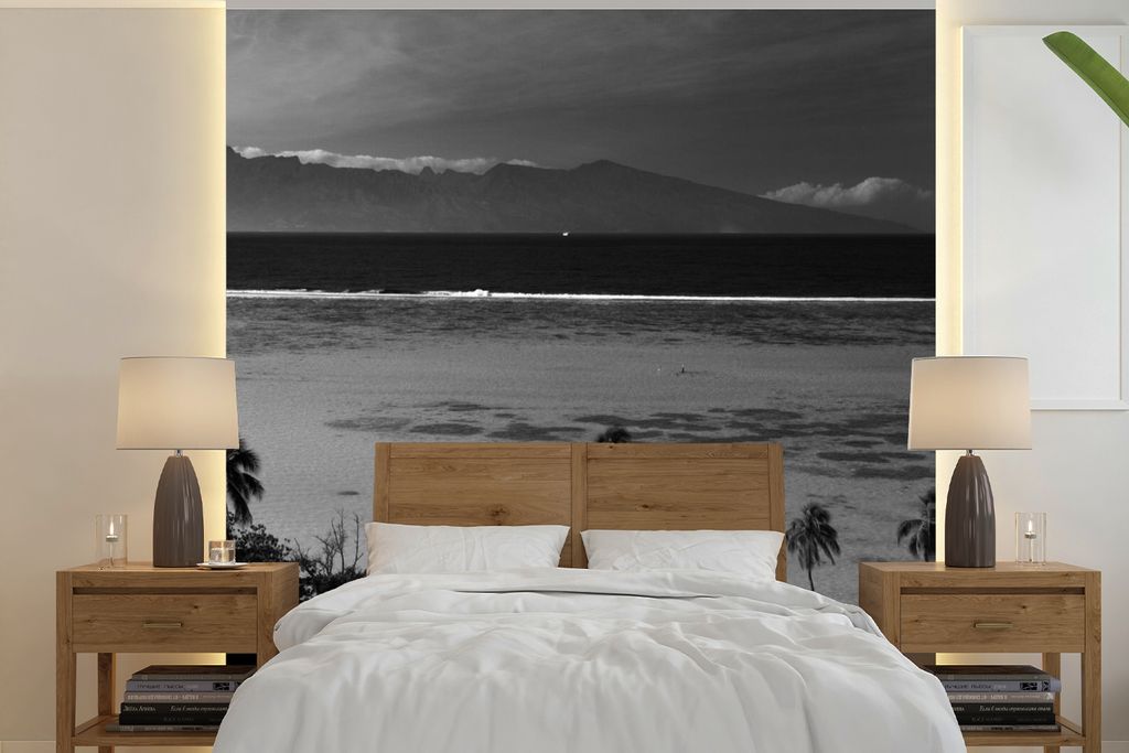 MuchoWow Fototapete für Wohnzimmer oder Schlafzimmer Wandtapete Vinyl Motivtapete Palmen an der Küste von Mo'orea mit klarem blauem Wasser im H...