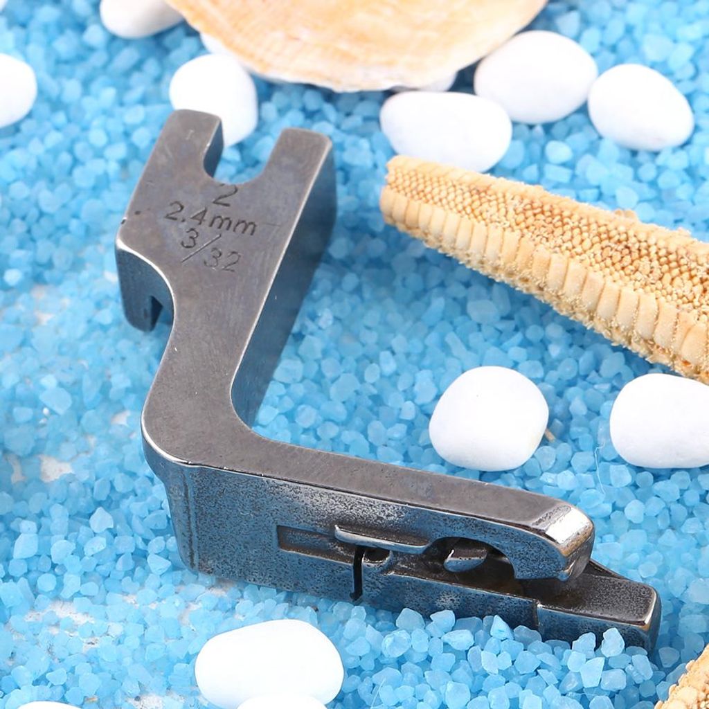 Druckfu? mit gerolltem Rand, Stahl Universal Industrielle N?hmaschine mit Einzelnadel Fat Bed Druckfu? N?hmaschine Defekte oder Alt Fu?