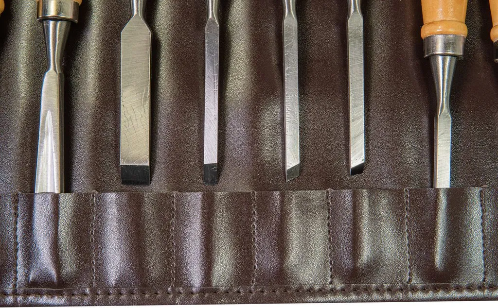 Set de 12 gouges de sculpture en bois avec lames en acier de précision