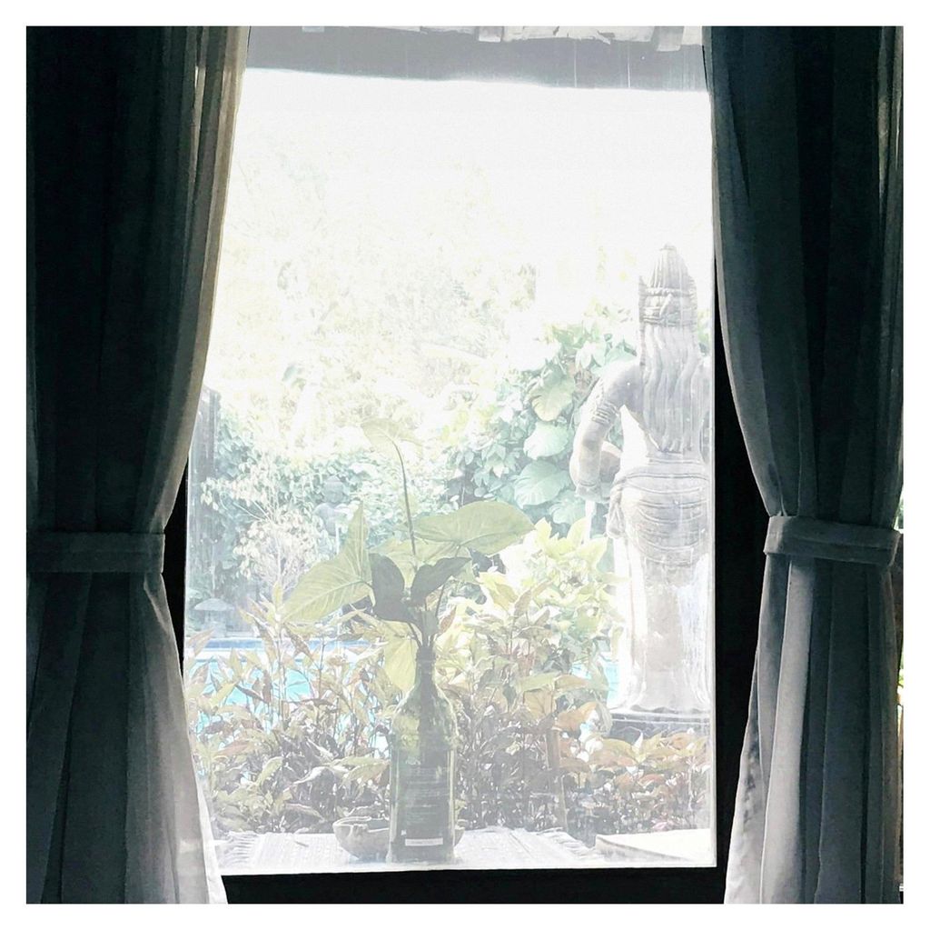 Selbstklebende mattierte Fensterfolie für Sichtschutz, blickdicht und UV-beständig, 78,74" L x 17,72" B, klar