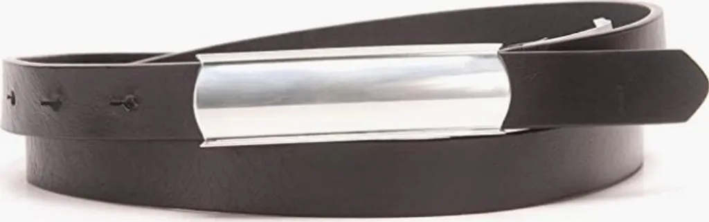 Cintura Tamaris 101717 in Pelle Nera 100cm - Storia di un Accessorio