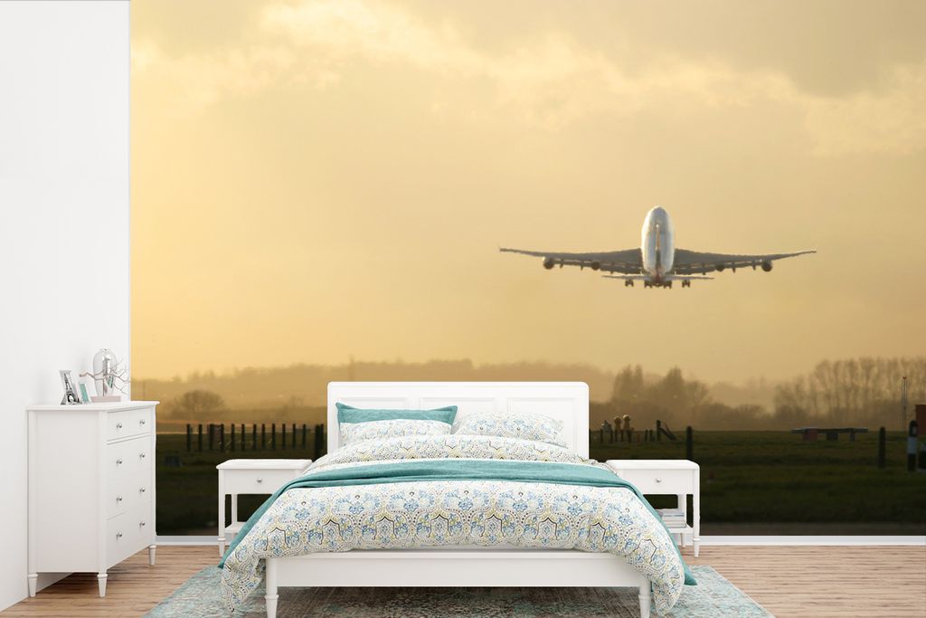 MuchoWow Fototapete für Wohnzimmer oder Schlafzimmer Wandtapete Vinyl Motivtapete Ein Flugzeug, das von einem Flughafen abhebt - 330x220 cm - Fo...