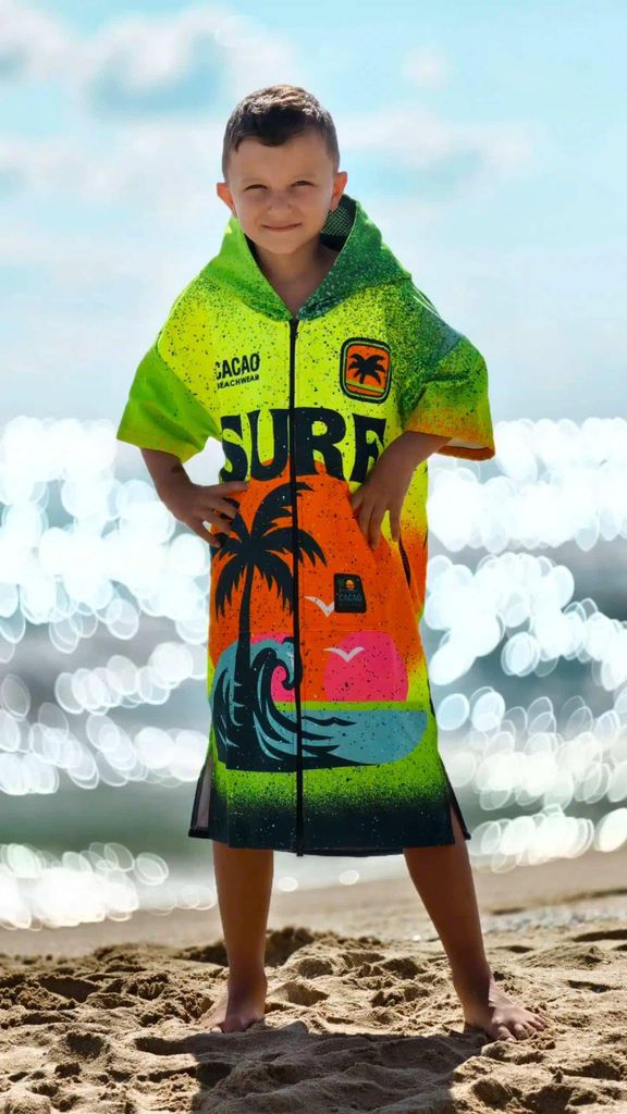 Kinderstrandponcho Surf Vibe mit Kapuze – CACAO Beachwear ️ - S (150-170)
