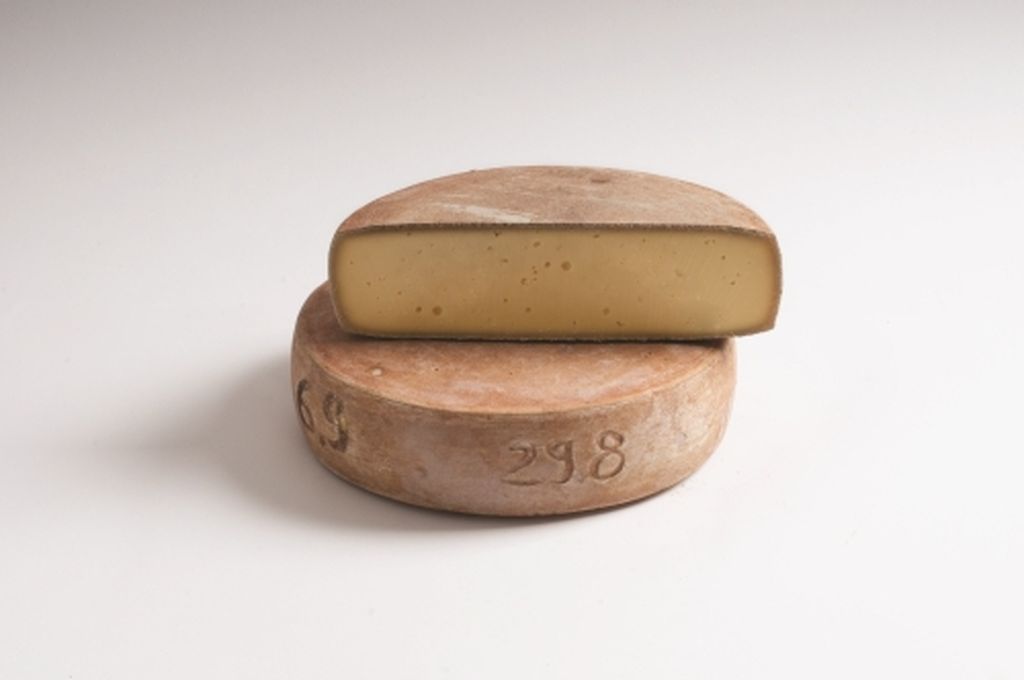 Südtiroler Alpkäse gelagert ca. 1 kg. Vinschgau