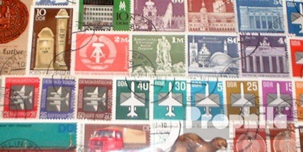 Briefmarken DDR 100 verschiedene Marken