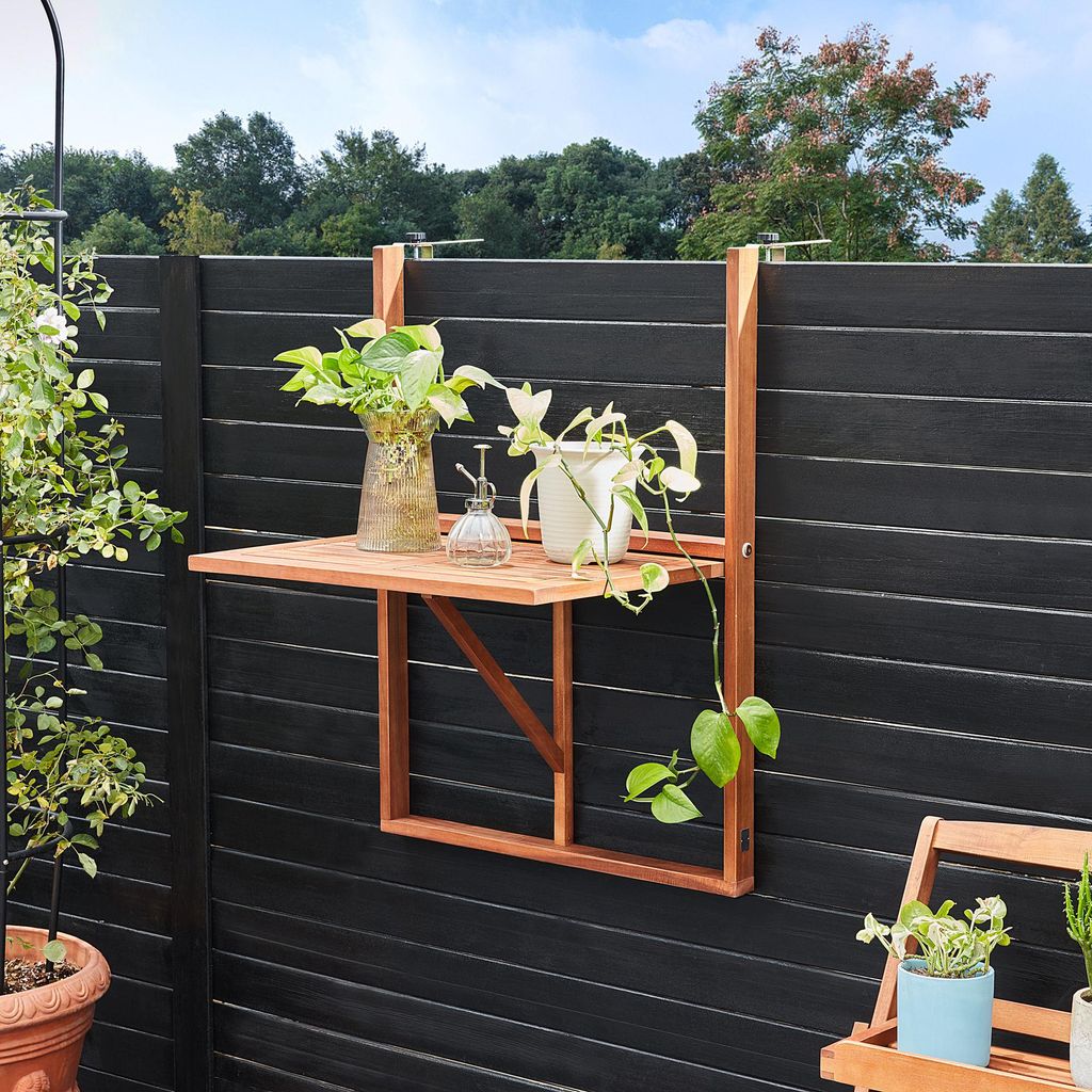 Table de balcon suspendue en bois d'acacia certifié FSC Image du produit 