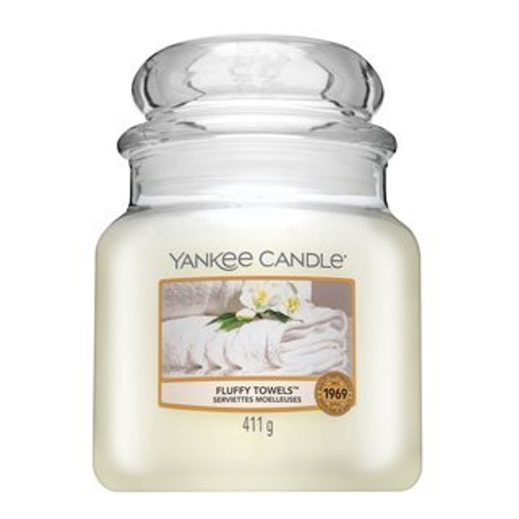 'YANKEE CANDLE Fluffy Towels ', Medium Jar (411g)