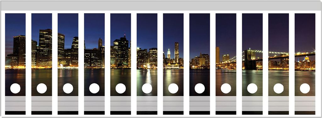 Wallario Ordnerrücken Sticker, selbstklebend für breite Ordner, 12 Stück, Motiv New York Skyline - Brooklyn Bridge und Manhattan am Abend