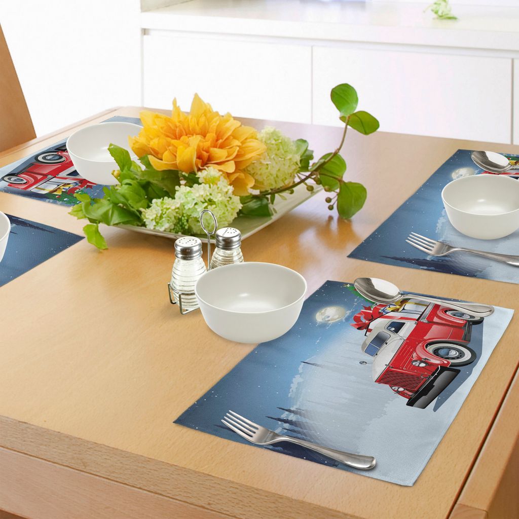 ABAKUHAUS Weihnachten Platzmatten, Roter und weißer amerikanischer LKW im Dezember Winter-Nachtmond und Stern-Baum, Tiscjdeco aus Farbfesten Stoff...