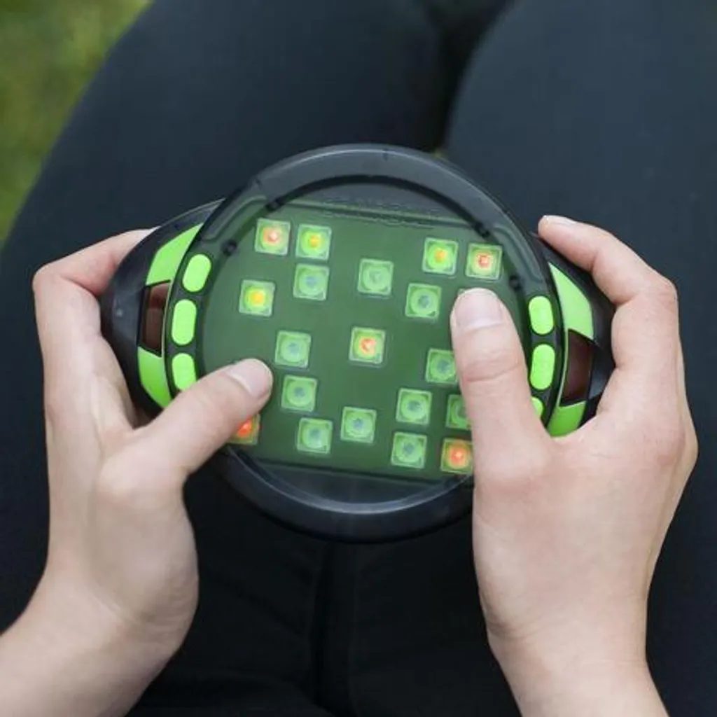BrainBolt Jeu de Mémoire avec Lumières LED et Niveaux de Difficulté 7+