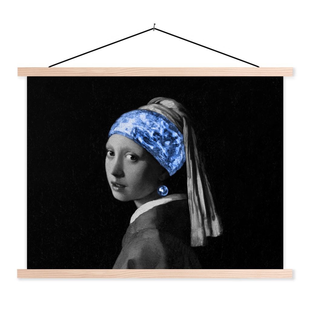 MuchoWow Textilposter Mädchen mit einem Perlenohrring - Kunst - Blau 40x30 cm mit holzfarbenen Rahmen - Bilder